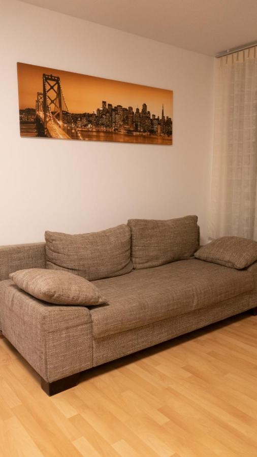 Shirin Apartment Rust